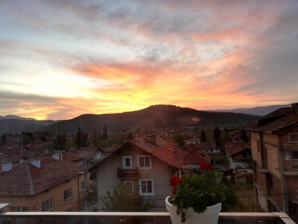 Студио С Вана И Гледка В "The House" С Термална Зона Velingrad Dış mekan fotoğraf